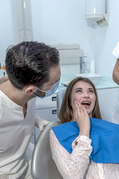 Best Emergency Tooth Extraction  in Croswell, MI